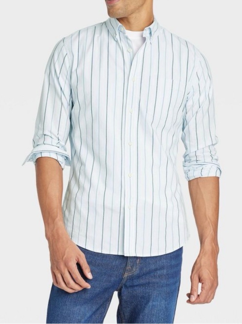 Men's Striped Long Sleeve Button-Down Shirt
Goodfellow & Co
Medium
MSRP $28
NWT